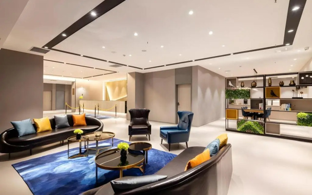 Homeinn Selected Hotel (Anshan Steel West station  Material Market)