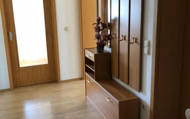 2 Zimmer Wohnung mit Balkon - Nähe Messe