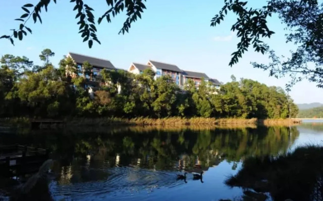 New Century SPA and Resort PUER