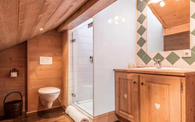 Quietly Located Chalets With Hammam