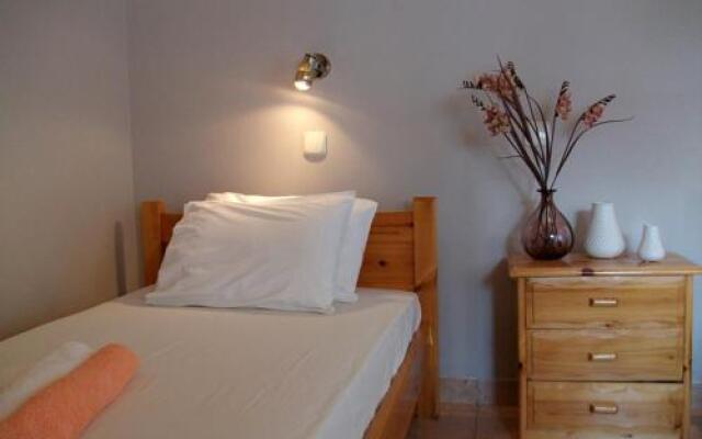 Tassos Rooms