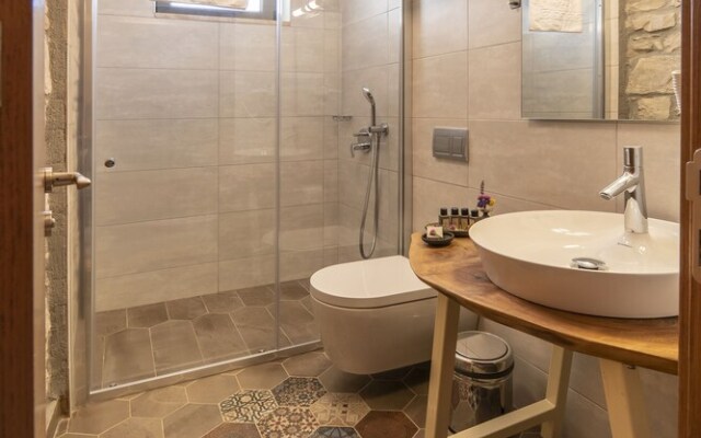 3 Salkım Butik Otel