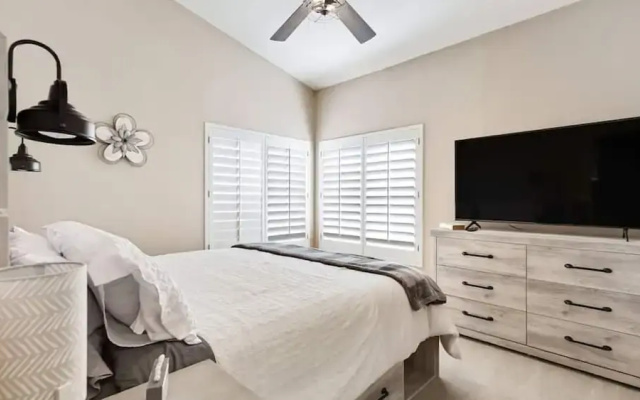Amazing Home in Great Location W/backyard Oasis!