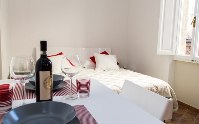 Trastevere Studio with Terrace