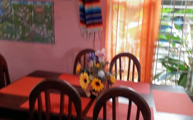 Sunset Inn Valle del Volcan