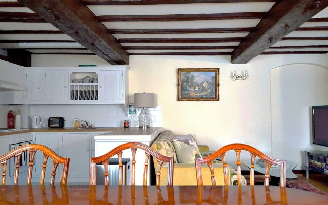 River Nene Cottages