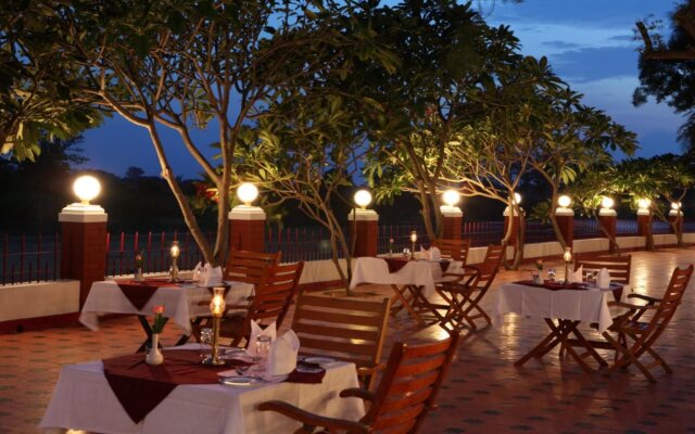 Ideal River Resort