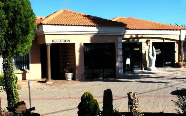 Unathi Guest Lodge