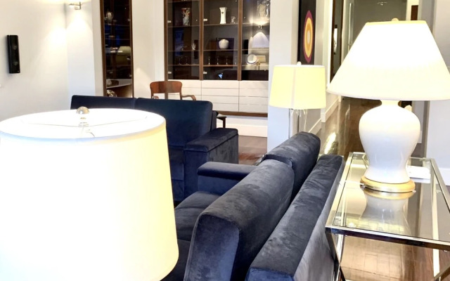MONDRIAN Luxury Suites & Apartments Krakow Old Town