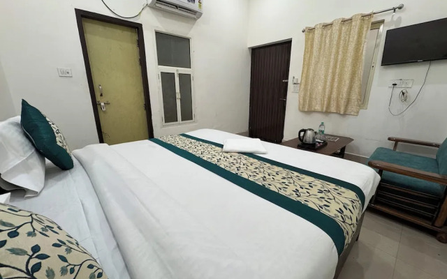 Murli Manohar Palace
