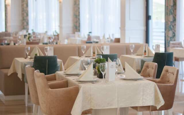 Hotel Perla