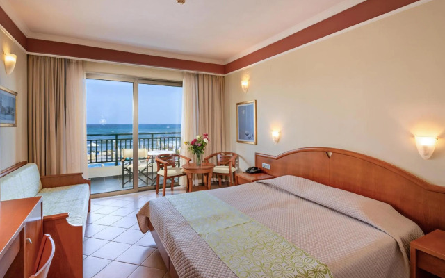 Hydramis Palace Beach Resort