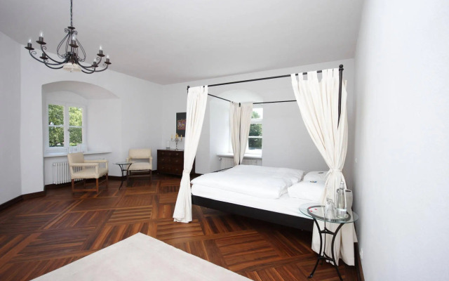 Schlossparkhotel Mariakirchen