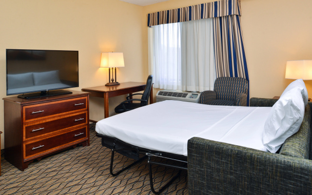 Holiday Inn & Suites Chicago - Downtown by IHG - Image 7
