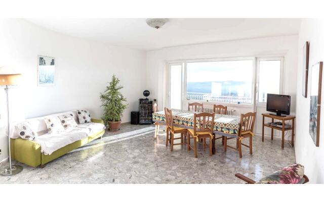 Apartment With 4 Bedrooms in Recanati, With Wonderful Mountain View, E