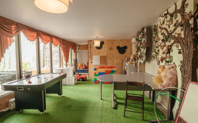 Замок (Астраханская обл)