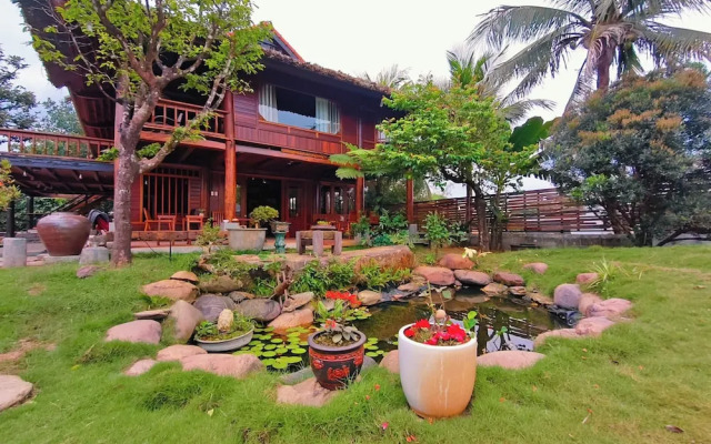 Moc Homestay & Villa