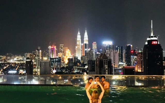 57 Sky Stay Residences Regalia KLCC