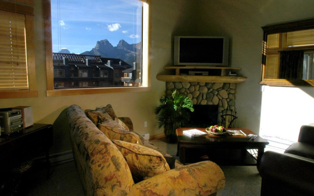 Apartment 411, Antique Heritage