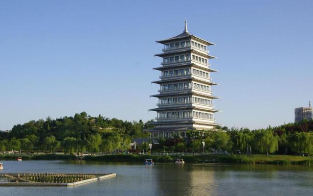 Xi'an Beilin·big Wild Goose Pagoda· Locals Apartment 00128350