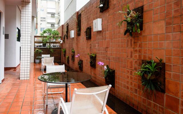 Apartamento a 100m da Lagoa | SDS 216/106