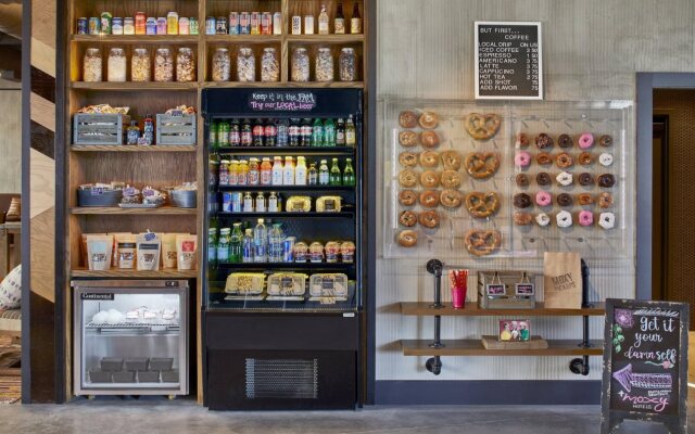 Moxy Chattanooga Downtown