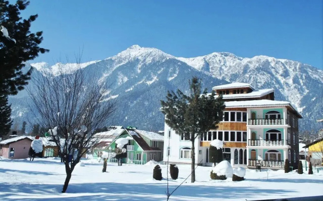 Pahalgam Resort and Cottages
