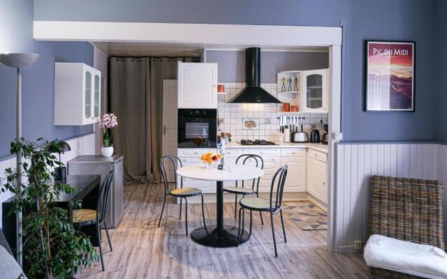 Le Pyrénées - Bel appartement à proximité des Halles - Parking