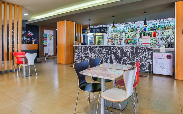 Ibis Goiania