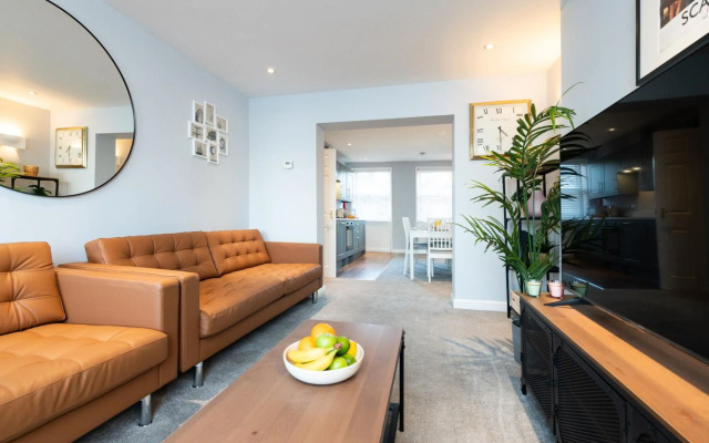 Scarborough Stays - Captain Bay Apartments