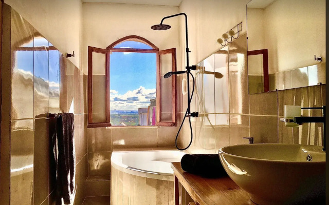 Iarimbato Hotel
