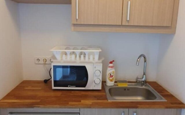 Hollik Apartmanhaz