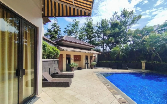 Best Deal 2BR at Majesty Apartment