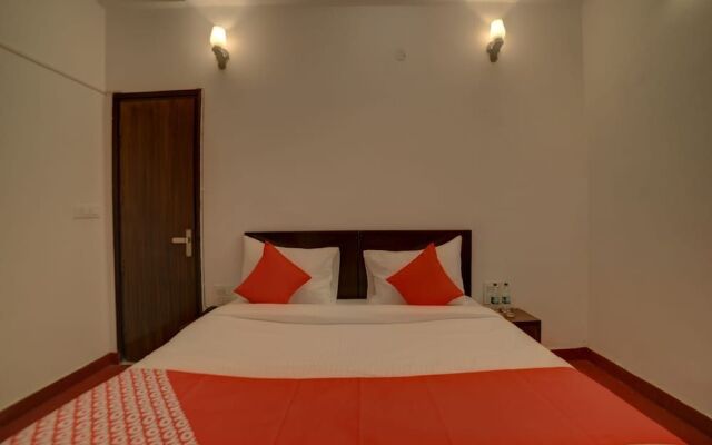 Oyo Flagship 30552 Sector 53