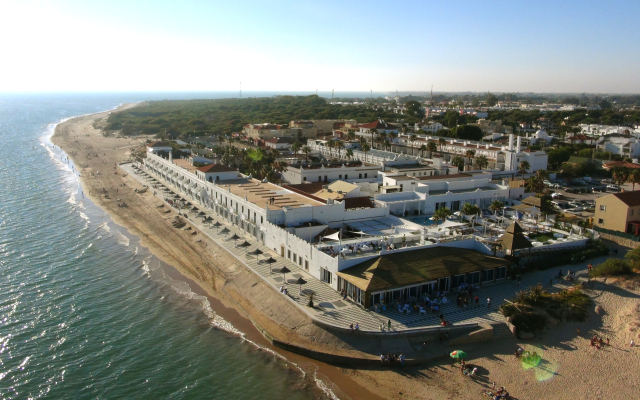 Playa De La Luz Hotel