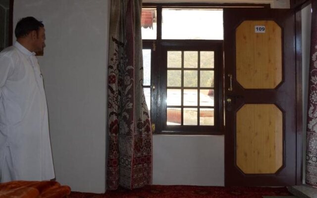 Howrah Guest House