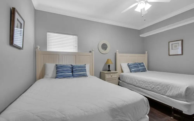 Majestic Beach Towers 1-1302