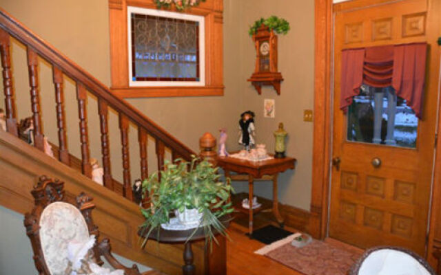 Country Doll House Bed And Breakfast