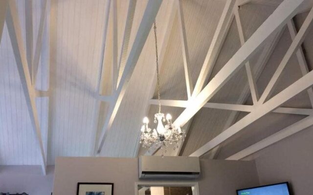 Sunbird Guest House