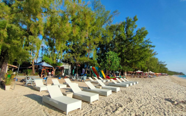 Bale Sampan Bungalows