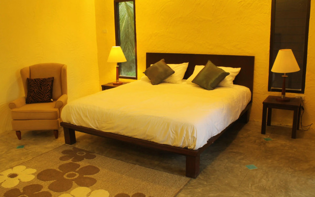 Poomthidee Amphawa Resort