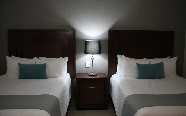 Hotel Suites Mexico Plaza Campestre