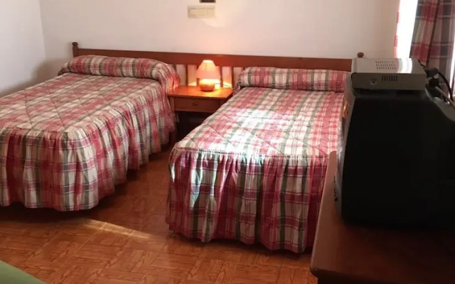 Hostal Restaurante Los Chopos