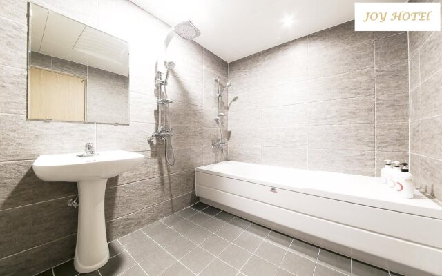 Joy Hotel