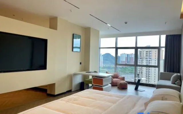 Joyful Tour Grand Rezen Hotel （Zunyi Railway Station）