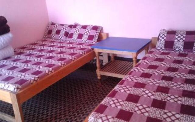 Vamoose Ashis Homestay