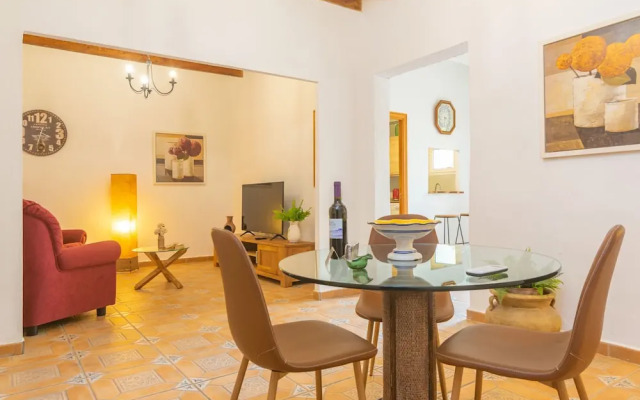 Sabatera in Inca With 1 Bedrooms and 1 Bathrooms