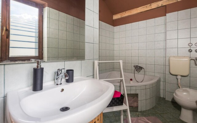 Awesome Apartment in Rijeka With Wifi and 2 Bedrooms