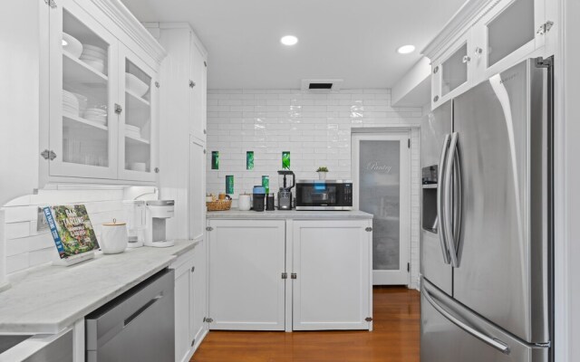 Casa Michaeline Vacation Home