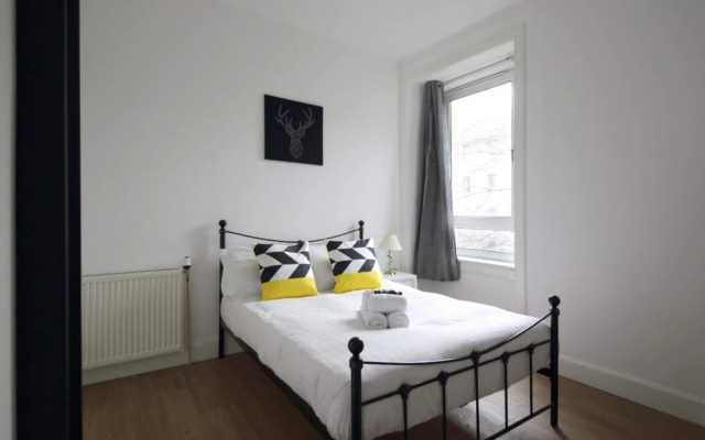 Modern Apartment in the Heart of Edinburgh